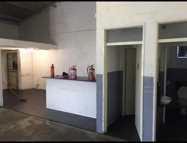 148M² FACTORY TO LET IN PAARDEN EILAND